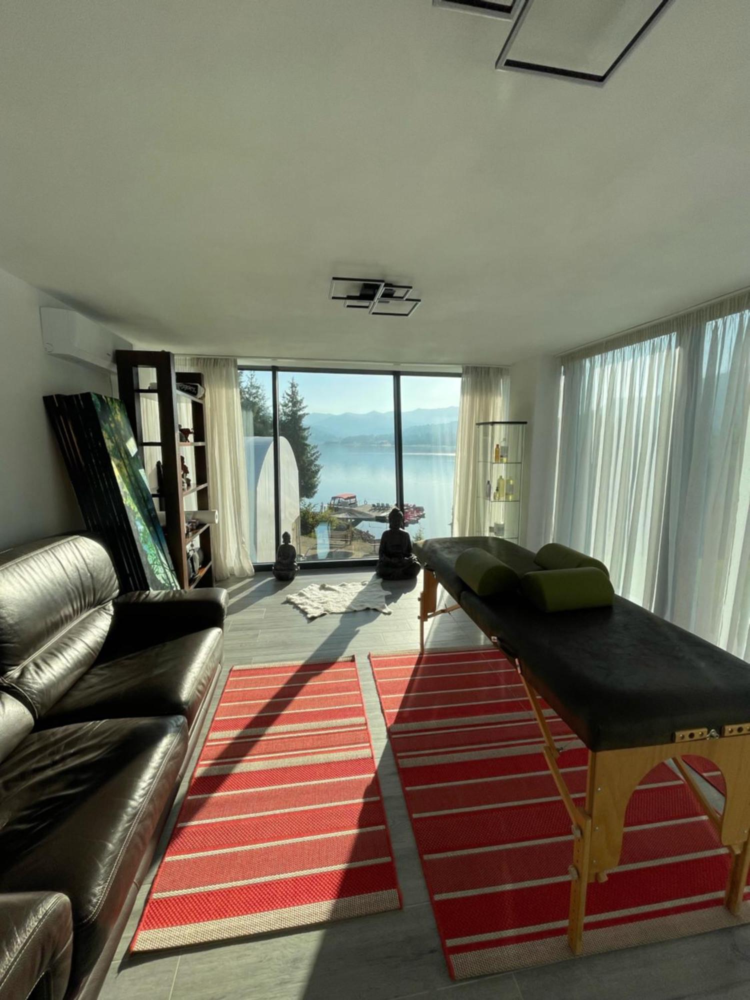 Hotel Roser House Boutique - Pe Malul Lacului Colibiţa Dış mekan fotoğraf