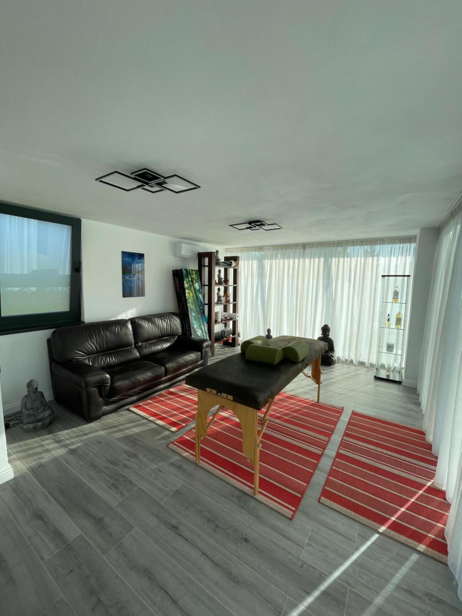 Hotel Roser House Boutique - Pe Malul Lacului Colibiţa Dış mekan fotoğraf