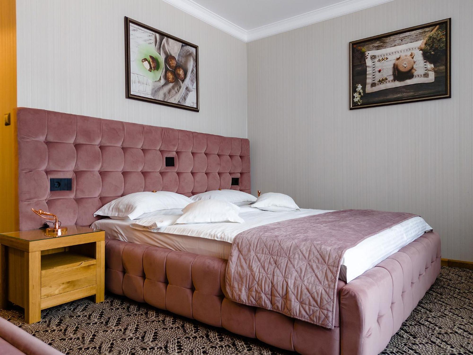 Hotel Roser House Boutique - Pe Malul Lacului Colibiţa Dış mekan fotoğraf